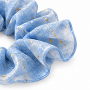 SHANZHUI Oversized Organza Scrunchie – Blue Butterfly & Pearl – outer edge finish detail