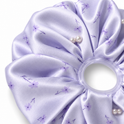 SHANZHUI Oversized Satin Scrunchie – Lilac Floral Pearl – fold thickness detail