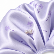 SHANZHUI Oversized Satin Scrunchie – Lilac Floral Pearl – decoration detail
